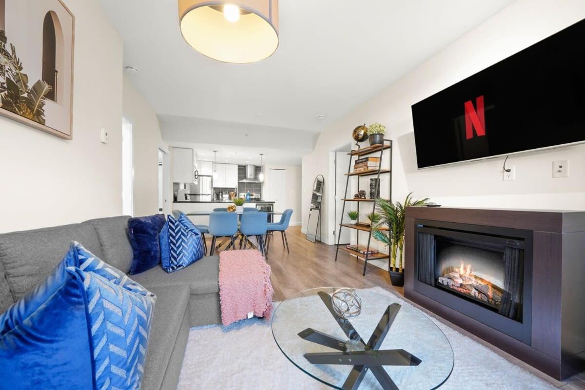 Dazzling Condo By Stadium Downtown With Free Parking Vancouver Exterior photo