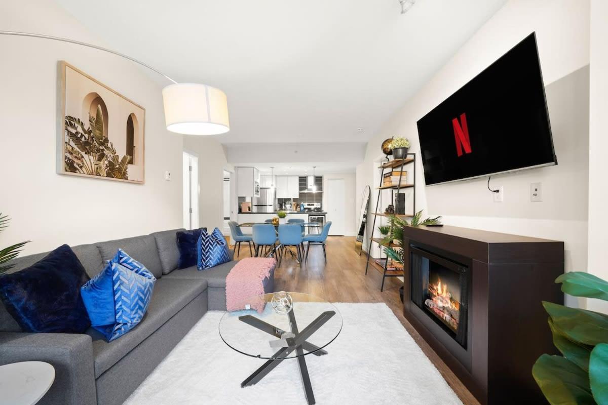Dazzling Condo By Stadium Downtown With Free Parking Vancouver Exterior photo